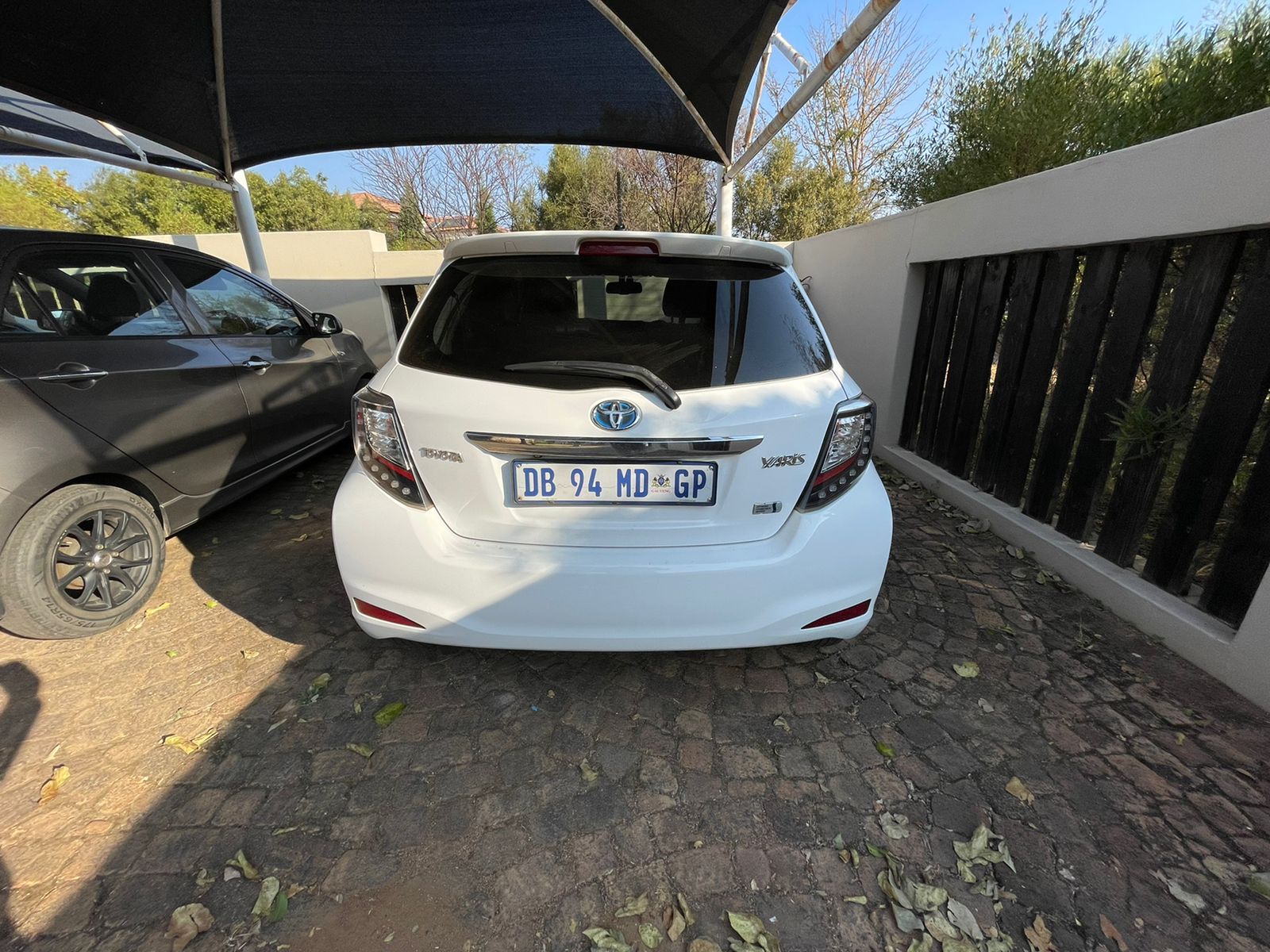 [For Sale] - 2014 Toyota Yaris 1.5 Hybrid - Immaculate condition (R150 ...