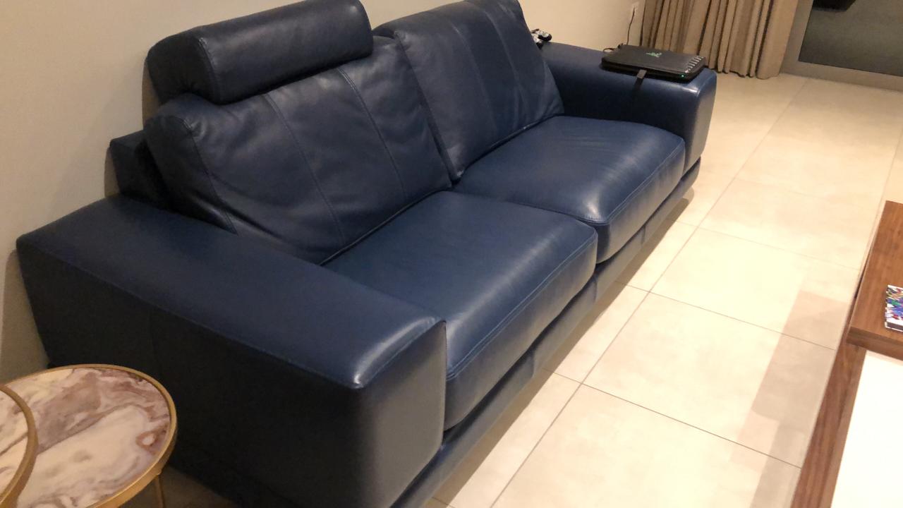 Bakos Brothers 3 Seater Leather Couch Furniture Household