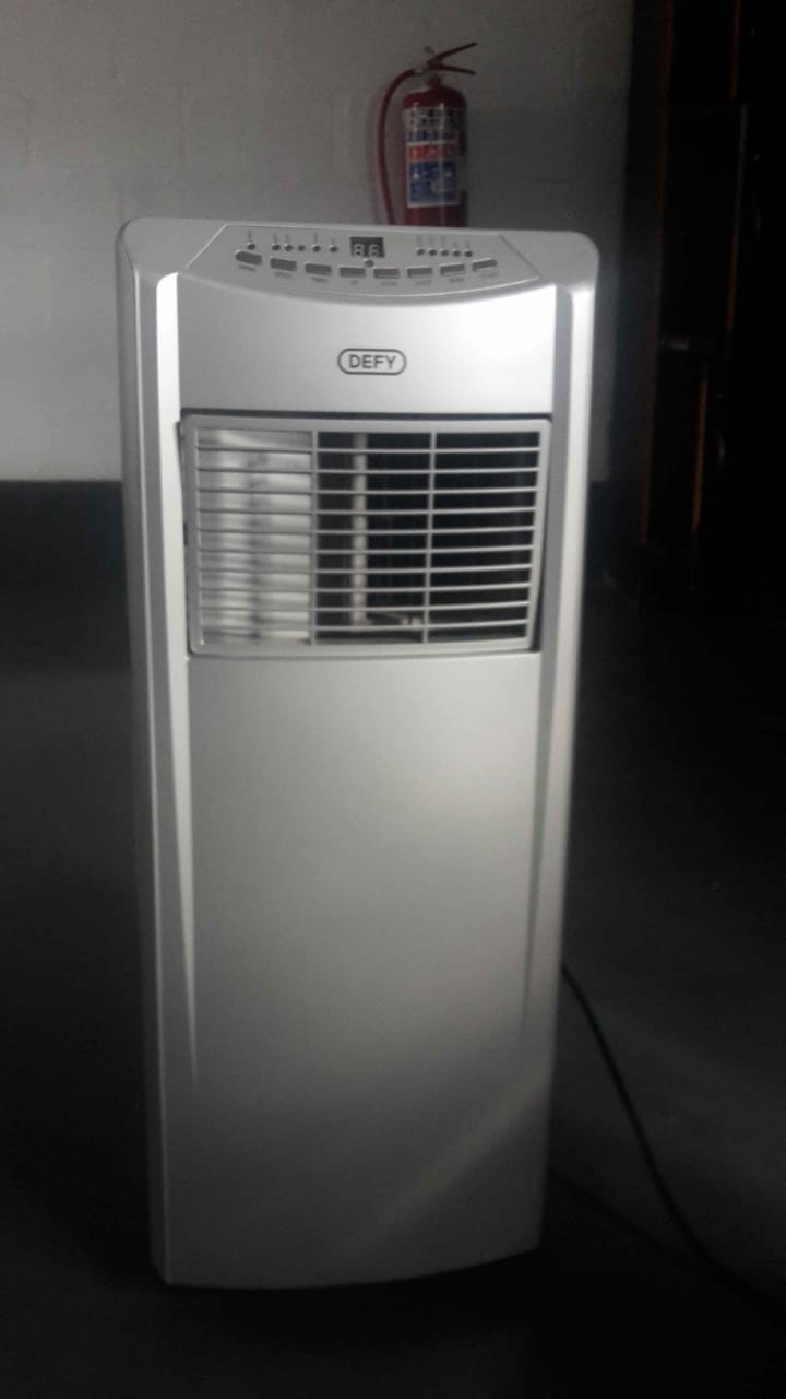 [For Sale] DEFY 12000 BTU portable aircon for sale, includes outlet