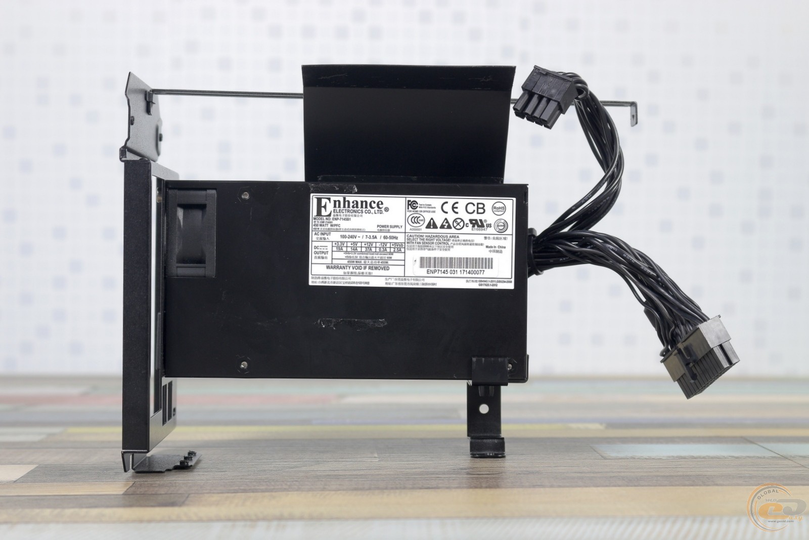 16_gigabyte_gv-n1070ixeb-8gd.jpg