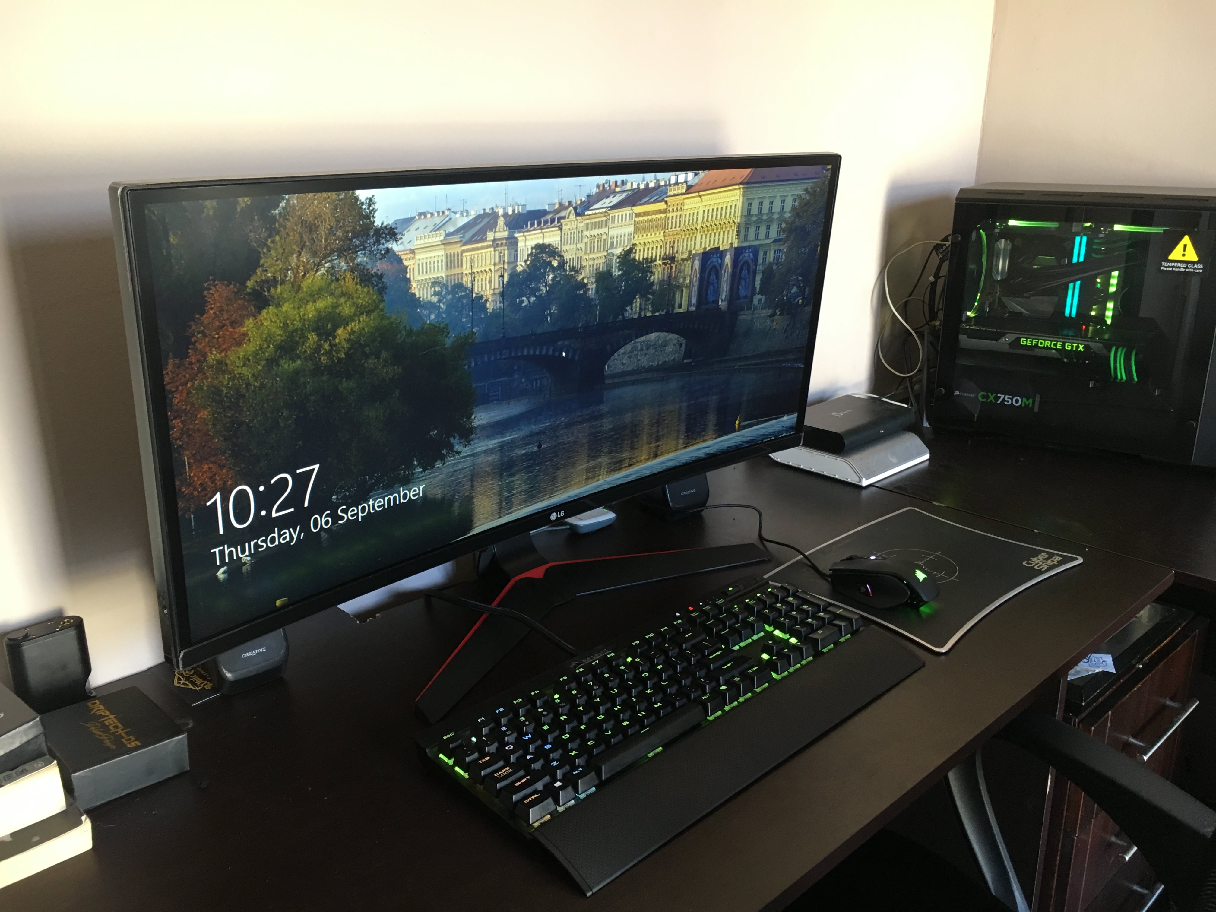 LG 34UC79G-B: 34 Inch Class UltraWide Gaming Monitor