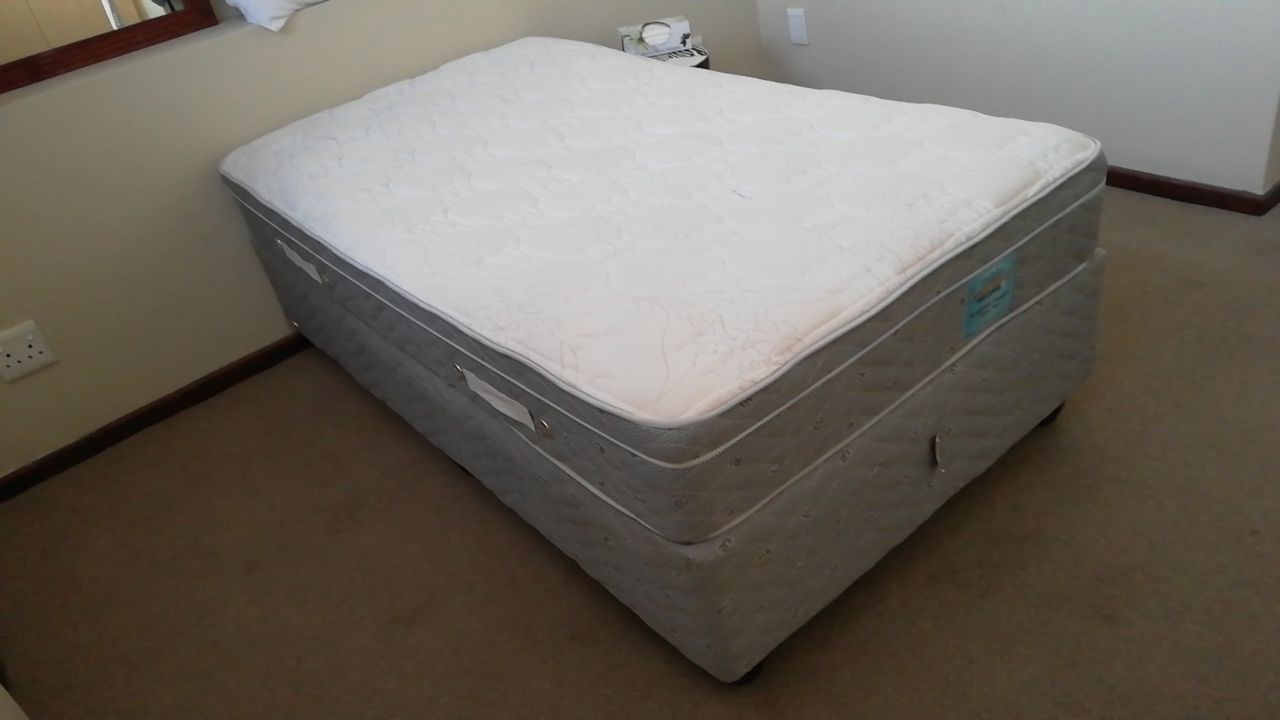 Edblo Single Bed Furniture & Household Carbonite