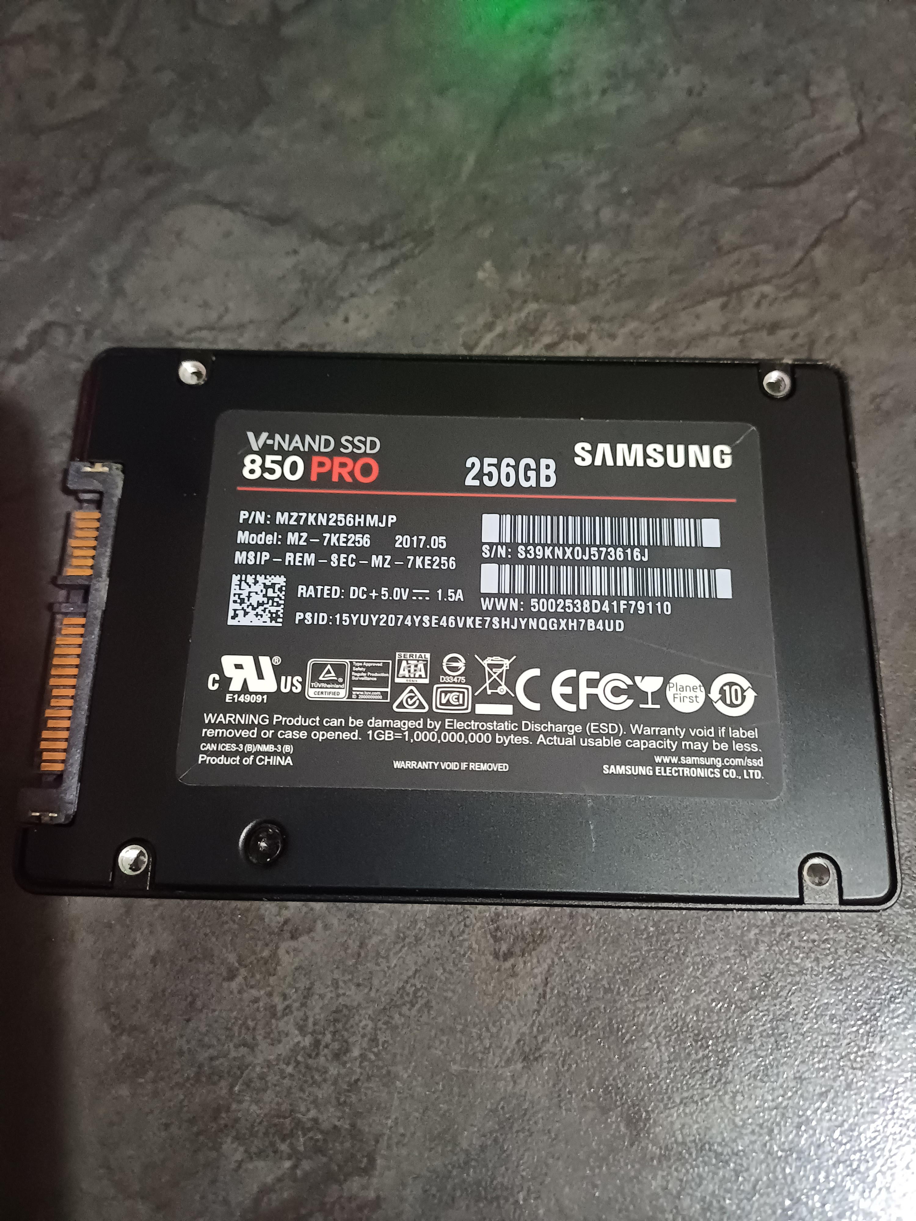 Samsung-Photo-2.jpg