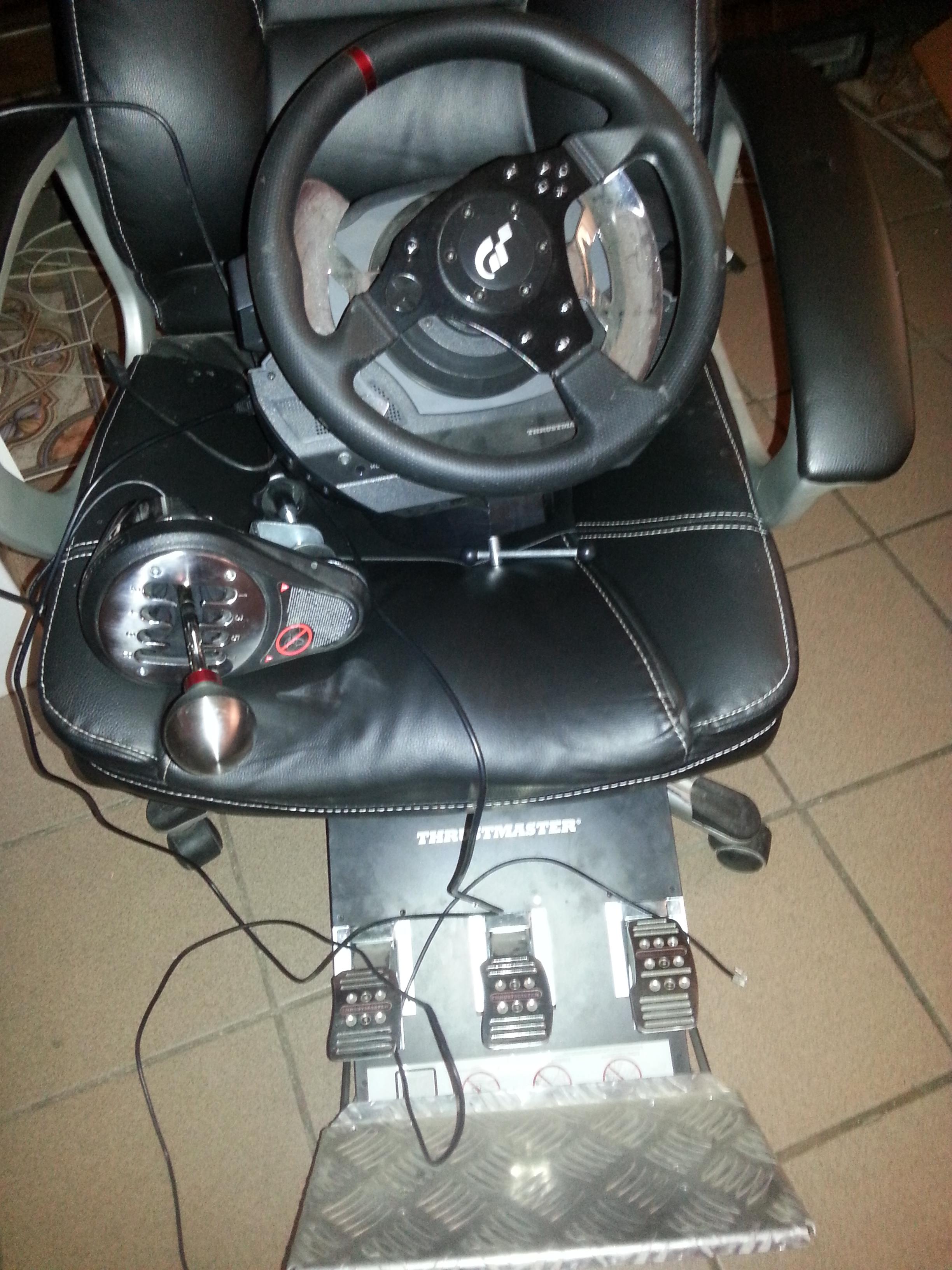 Thrustmaster T500RS Wheel + TH8RS Shifter