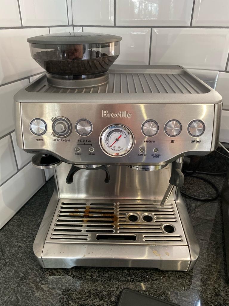 [Sale] Breville Barista Express BES870 Appliances Carbonite