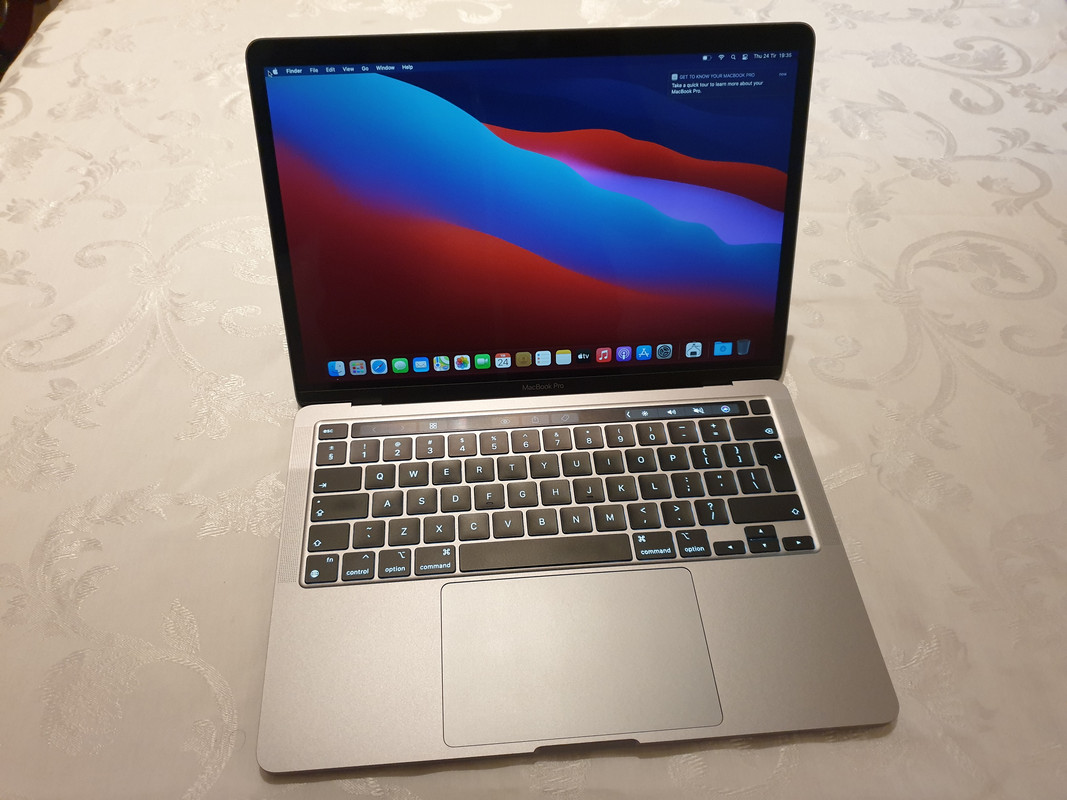 [For Sale] - 2020 Macbook Pro Touchbar, M1 Chip, 8Gb Ram, 256Gb SSD ...