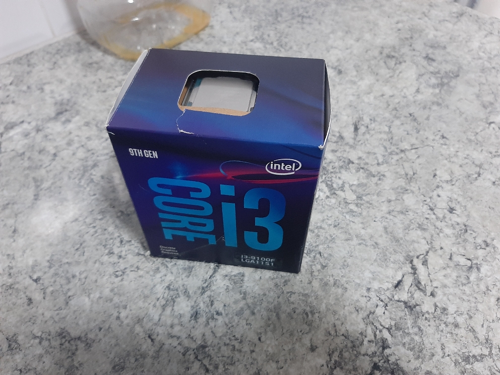 For Sale 9th Gen I3 9100f Cpu With Stock Cooler Intel Carbonite 3993