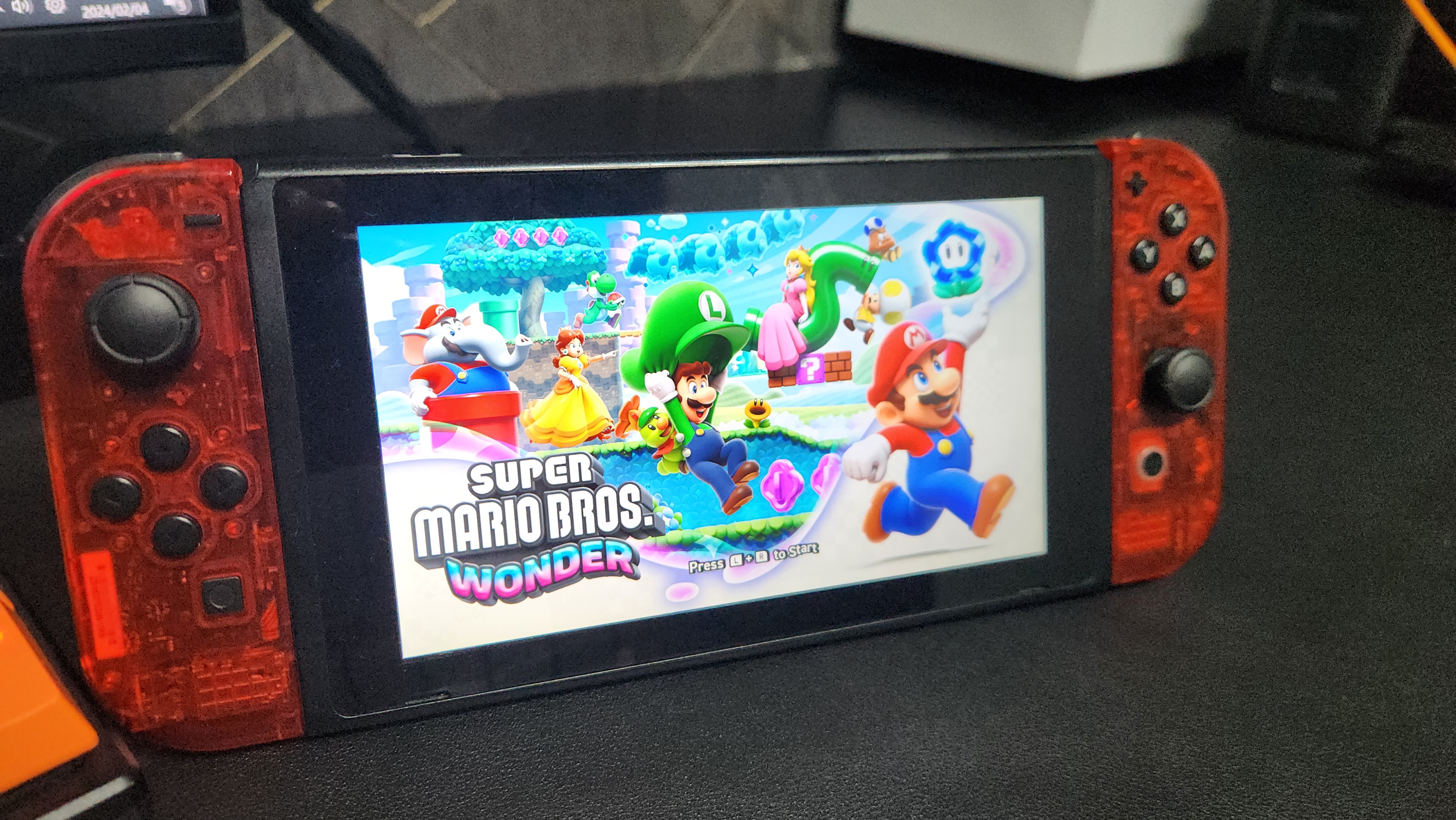 [For Sale] - Nintendo Switch V1 (unpatched/modded) | Nintendo | Carbonite