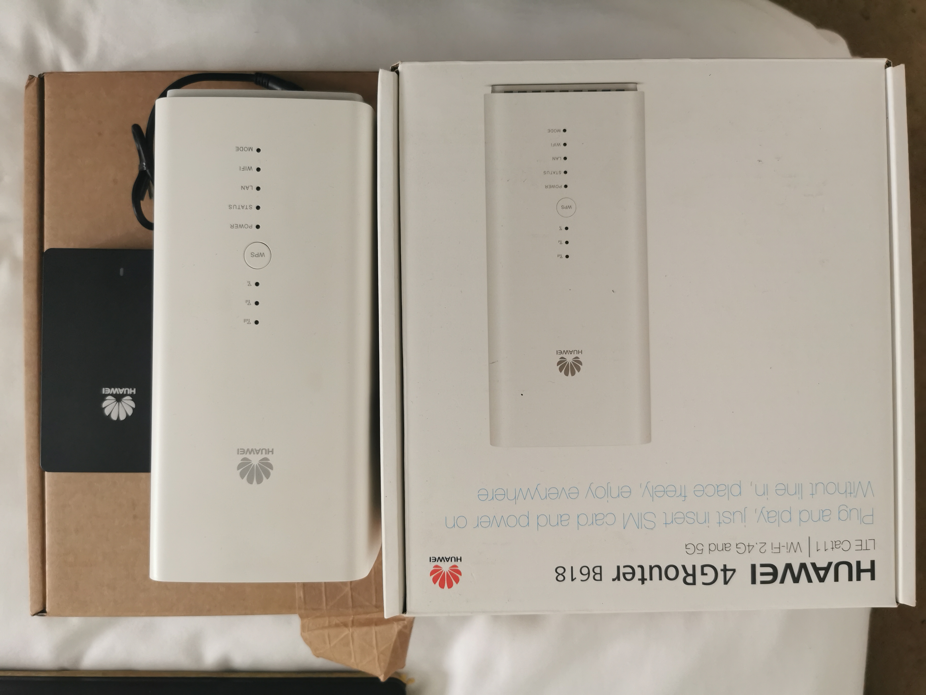[For Sale] - Huawei B618 4G Router LTE Cat 11, Wi-Fi 2.4G and 5G and ...