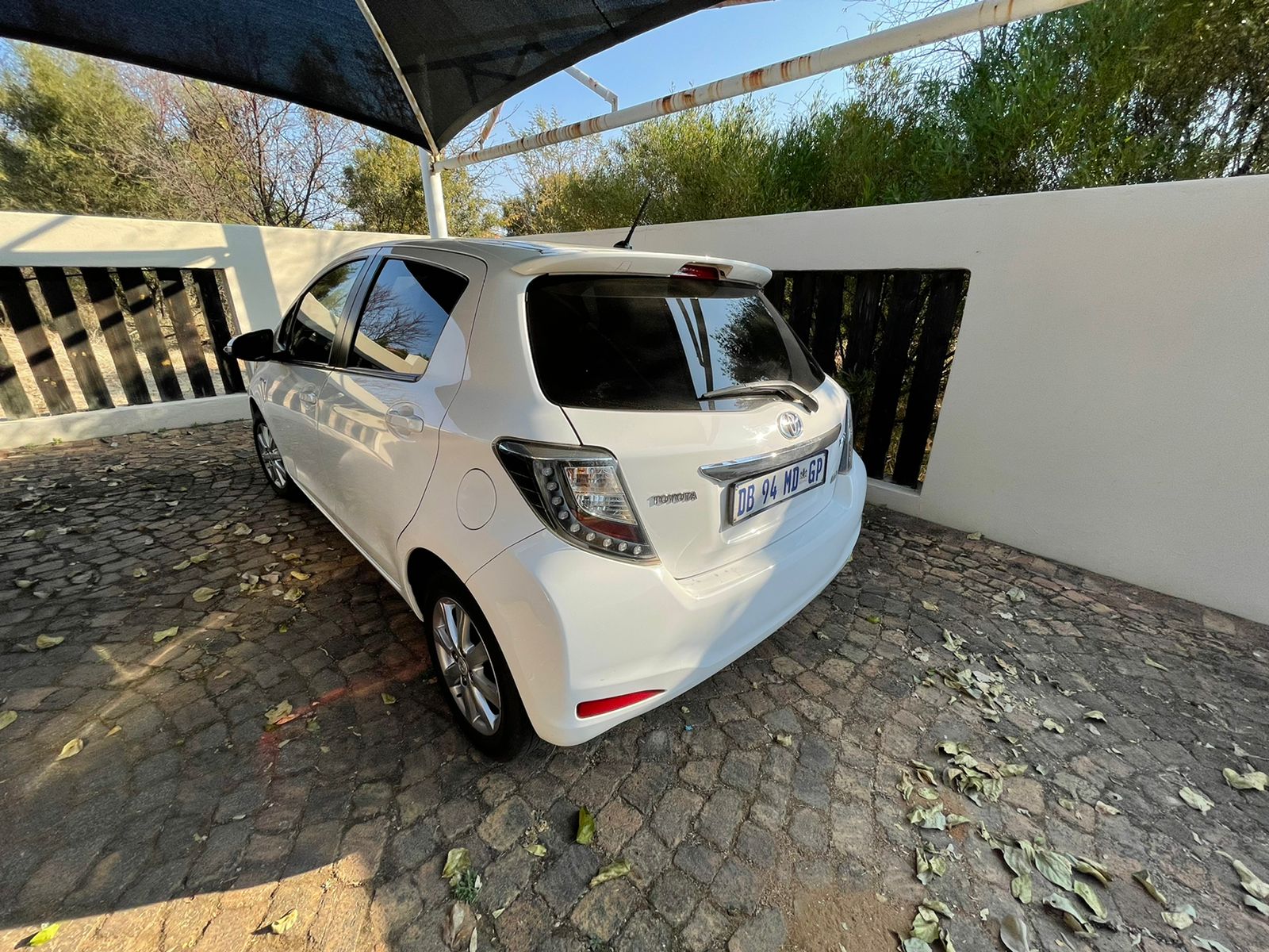[For Sale] - 2014 Toyota Yaris 1.5 Hybrid - Immaculate condition (R150 ...