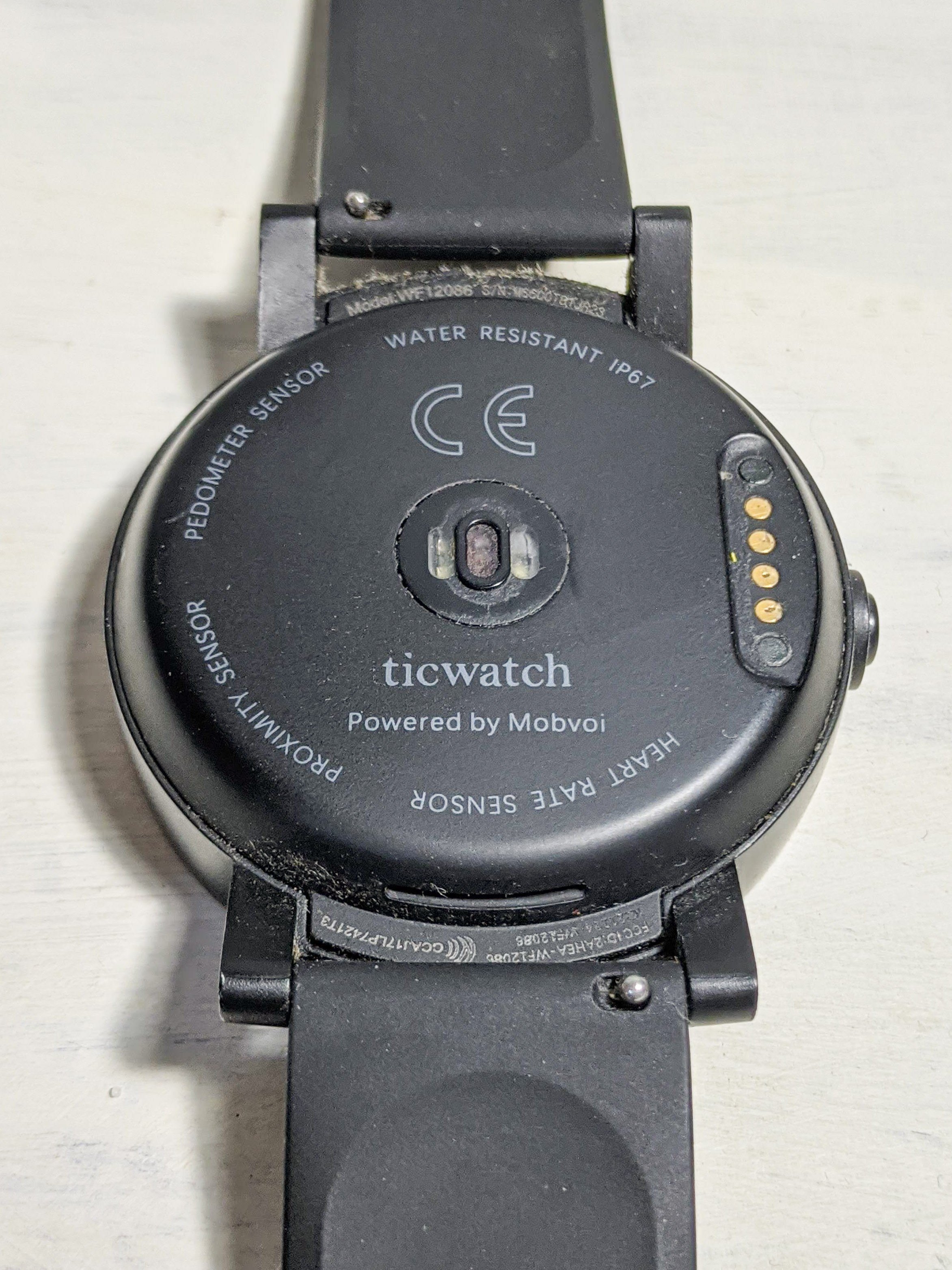 Ticwatch-E-05.jpg