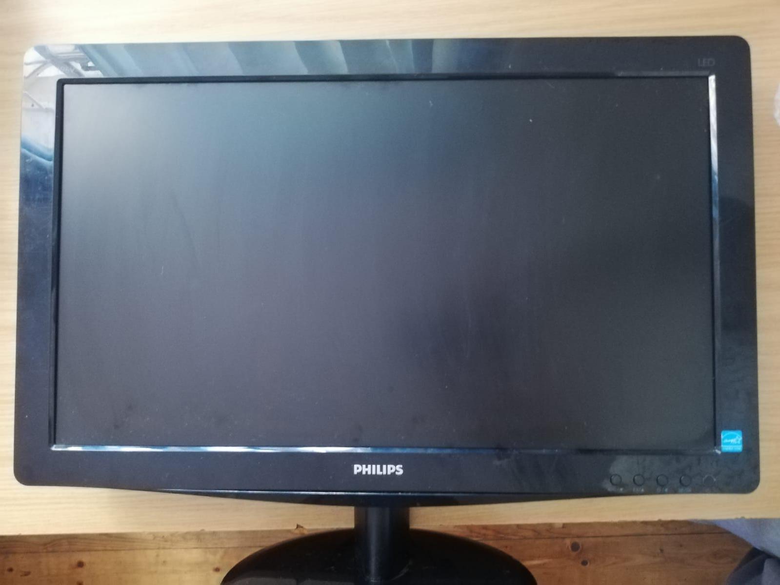 inference From Retired Sale] - Philips 196V3L 18.5" 1366 x 768 @ 60 Hz | R500 neg | Monitors |  Carbonite